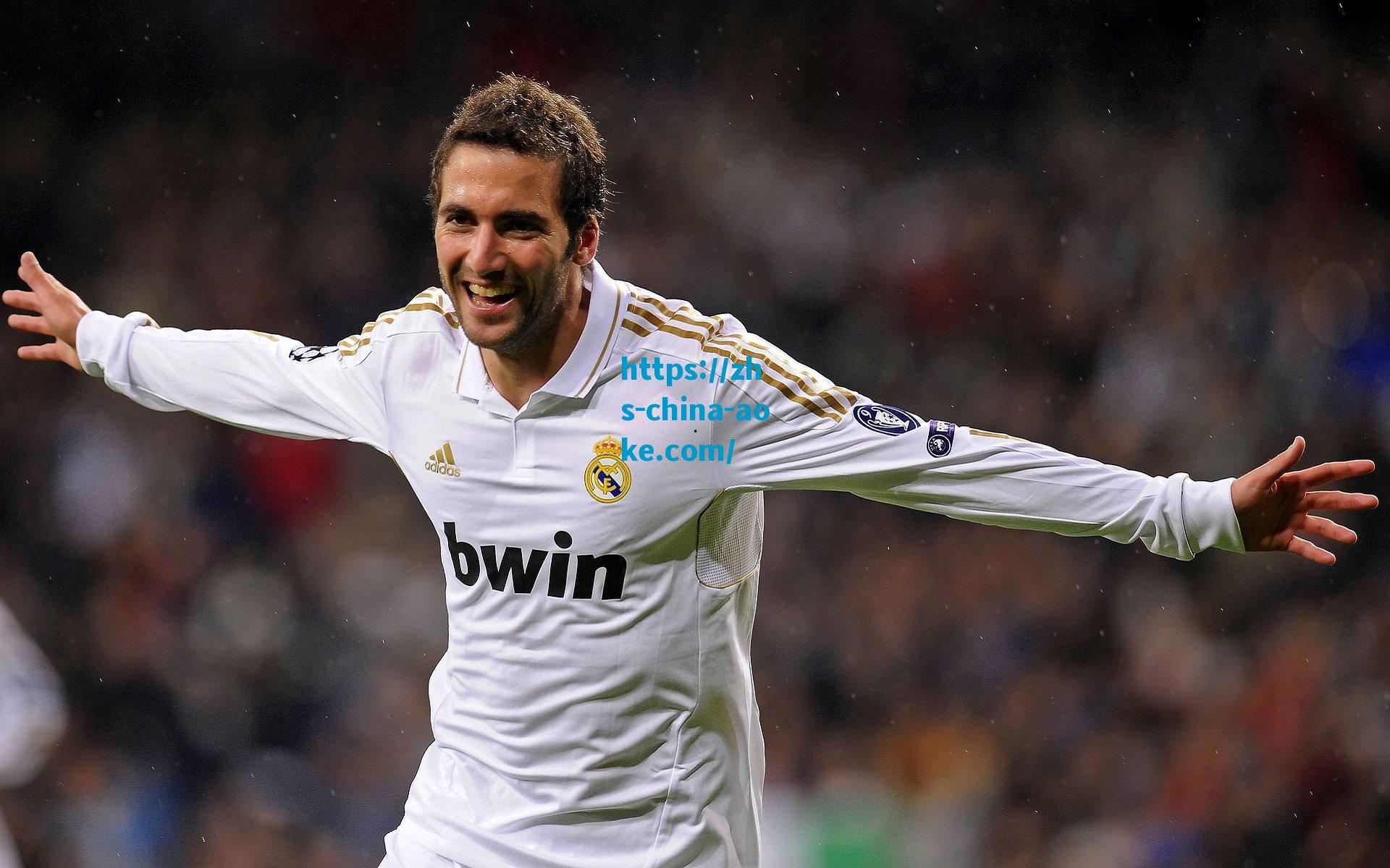 队记曝太阳长期关注库明加，但交易前景渺茫，阵容升级面临多重阻碍